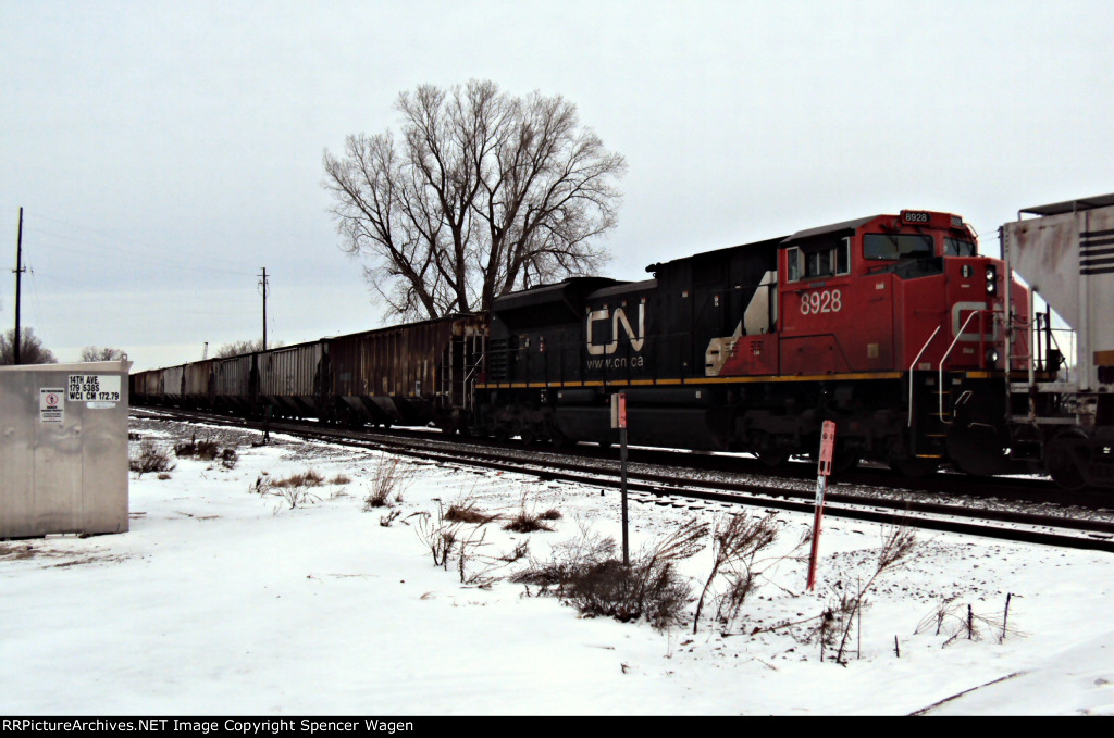 CN 8928